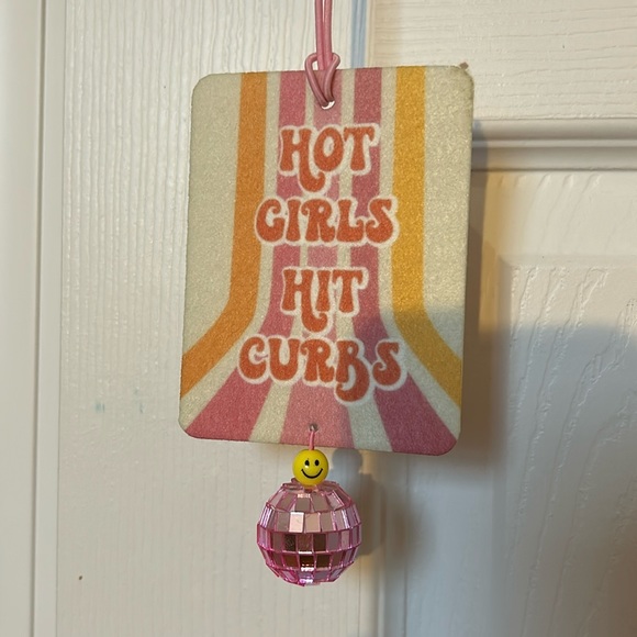 💖HOT GIRLS HIT CURBS💖 Car Mirror Accessory - Picture 1 of 2